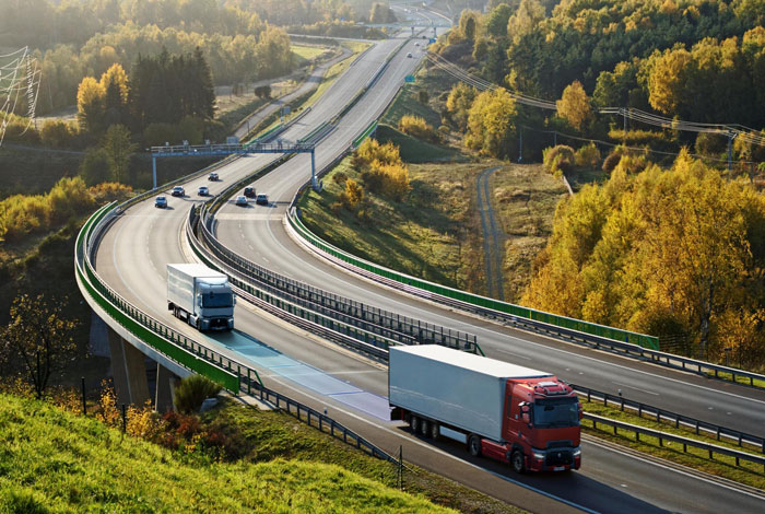 Bei uns bekommen Sie kraftstoffeffiziente LKW: von Renault Trucks.