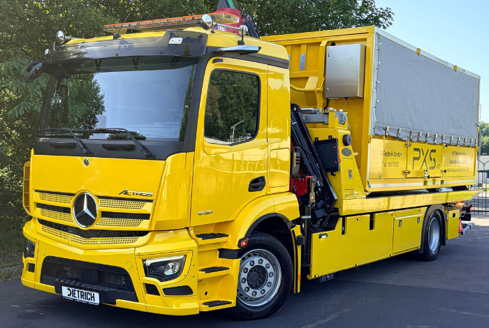 Mercedes-Benz Actros 1836 mit TBZ Schiebeplateau, HMF Abschleppkran und Paul Müller Safety Box für PXS Österreich